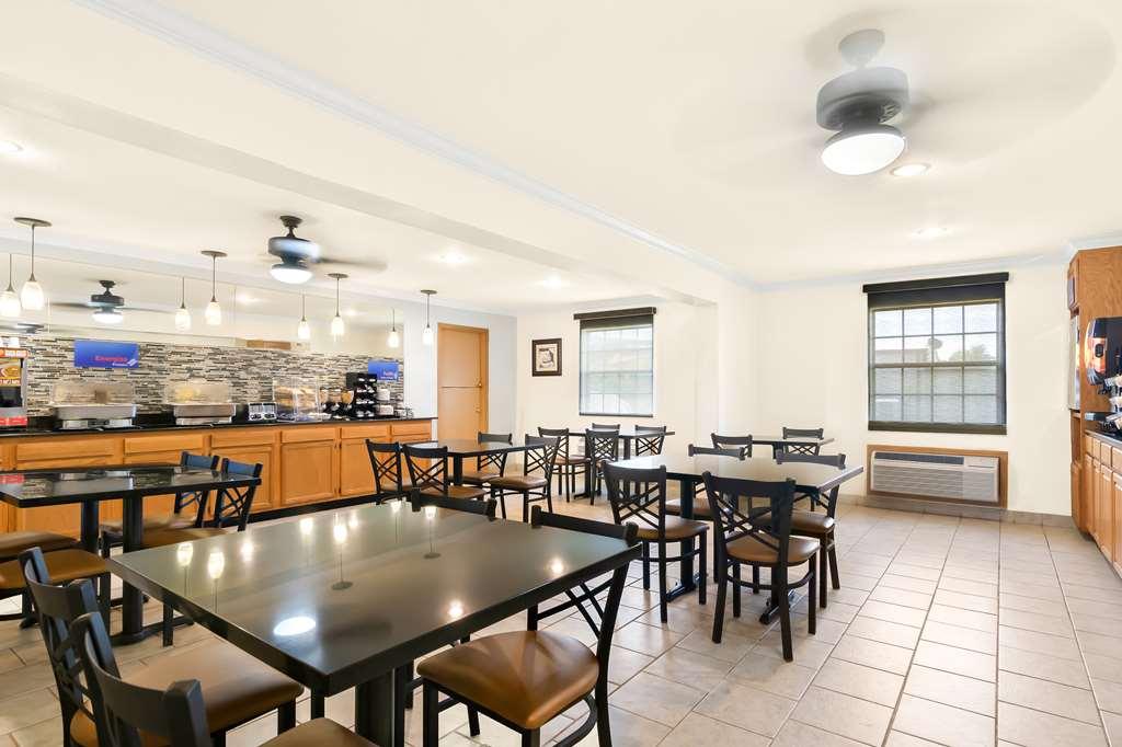 Best Western Stateline Lodge West Siloam Springs Restaurant photo